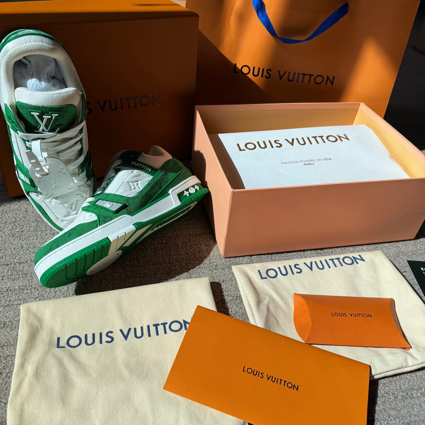 Louis Vuitton Trainer Green Monogram Denim White (Pronta Entrega)