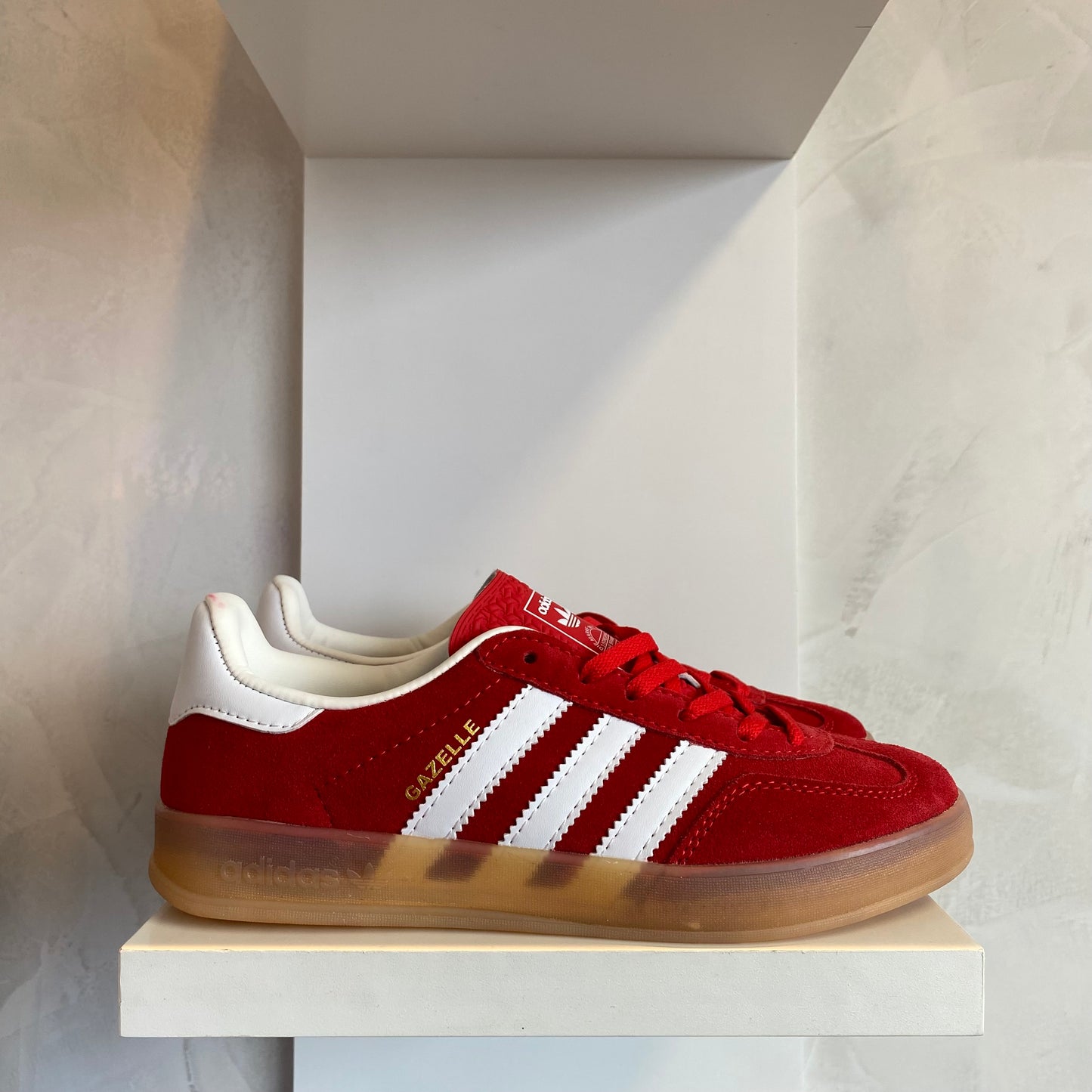 Adidas Gazelle Indoor Scarlet Cloud White (Pronta Entrega)