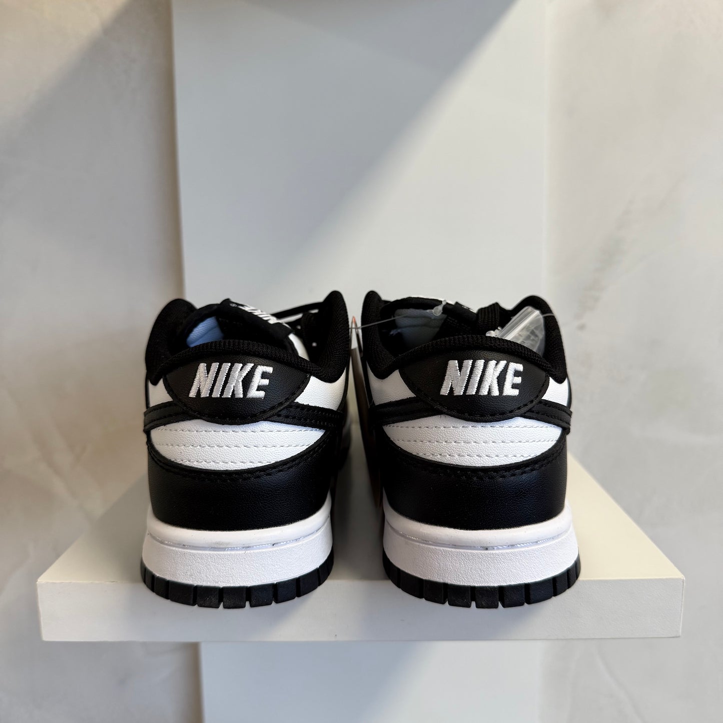 Nike Dunk Low Retro Black White Panda (Pronta Entrega)