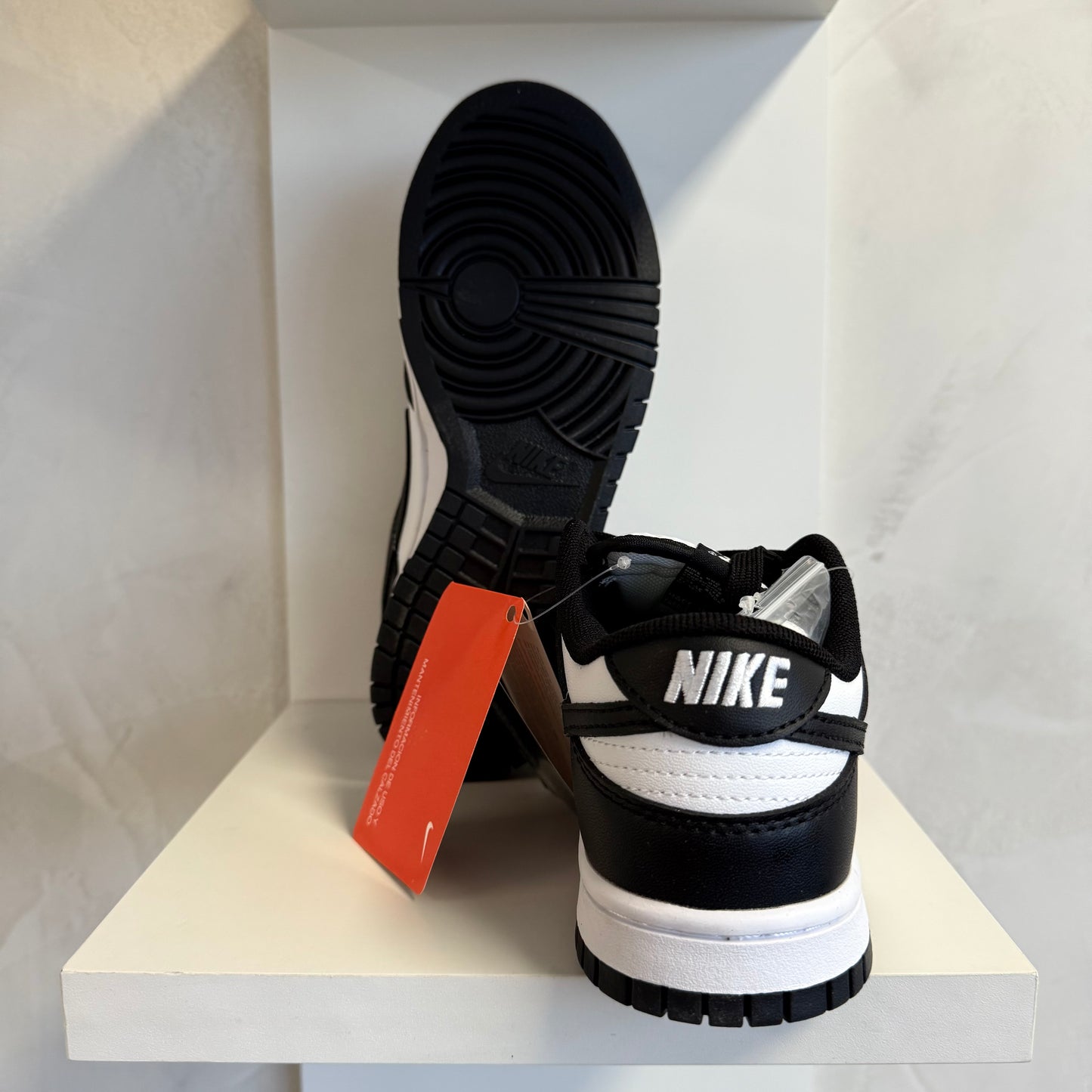 Nike Dunk Low Retro Black White Panda (Pronta Entrega)