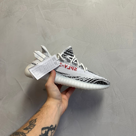 Adidas Yeezy Boost 350 V2 Zebra (Pronta Entrega)