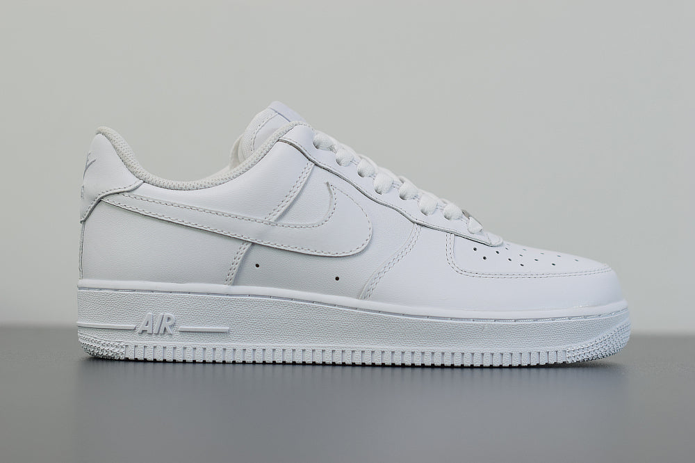 White nike hot sale af 1