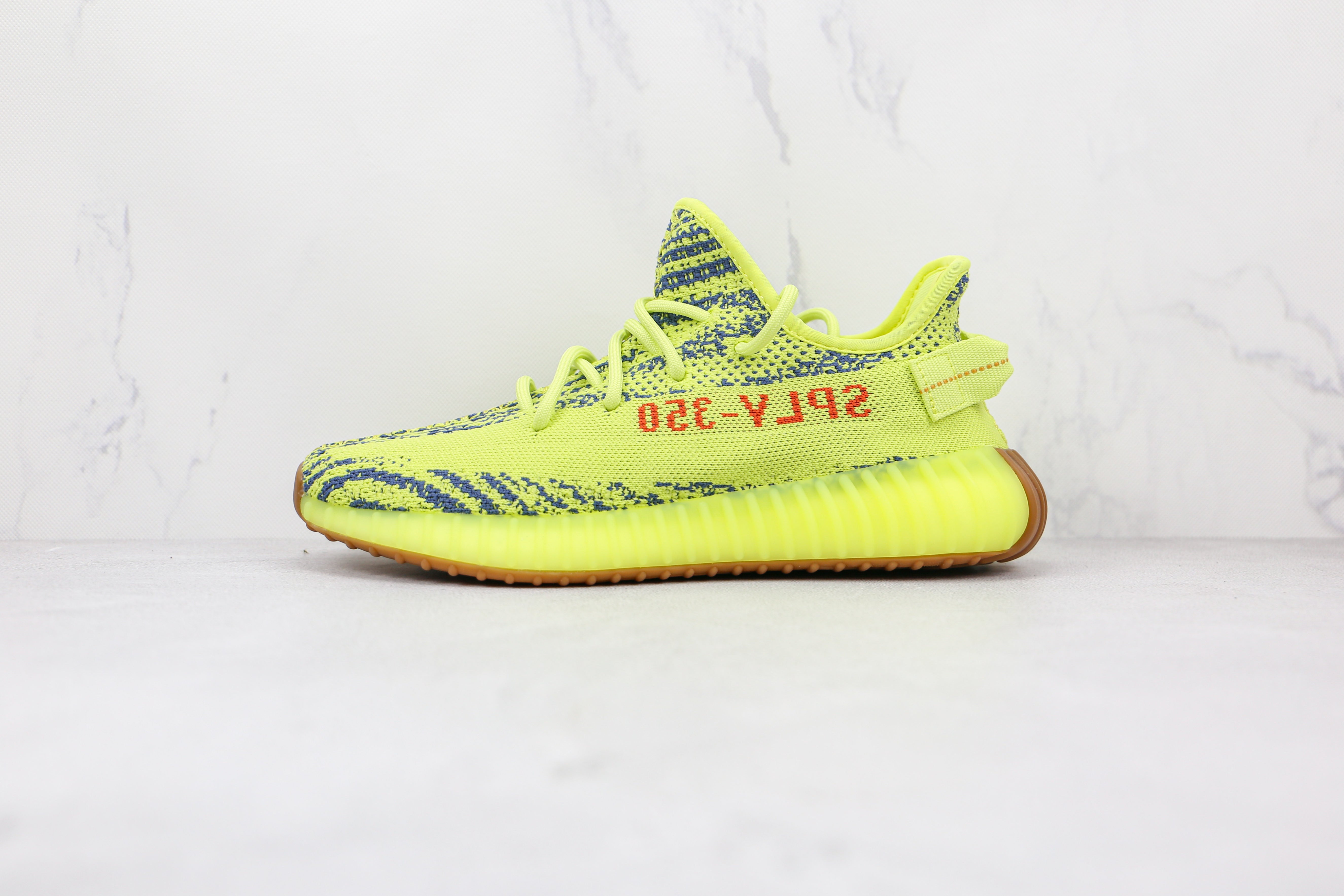 Adidas sales yeezy amarelo